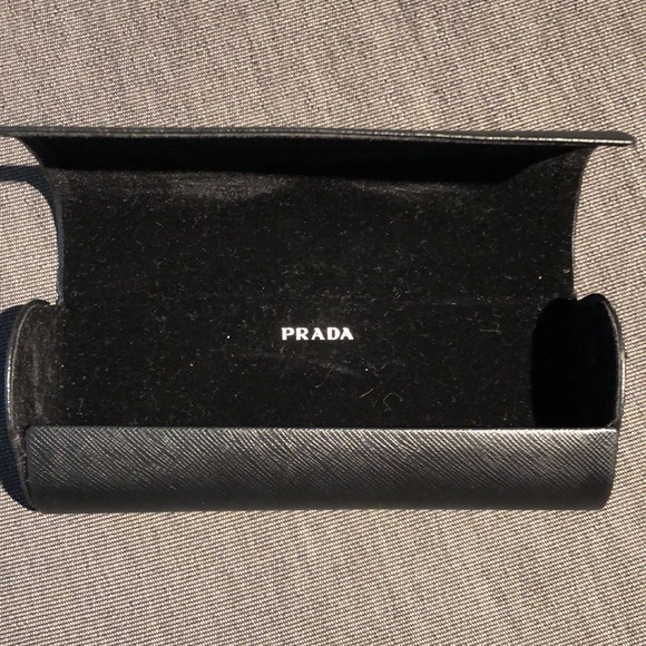 Prada eyeglass frames. 53 x 16 x 140 - Picture 7 of 7